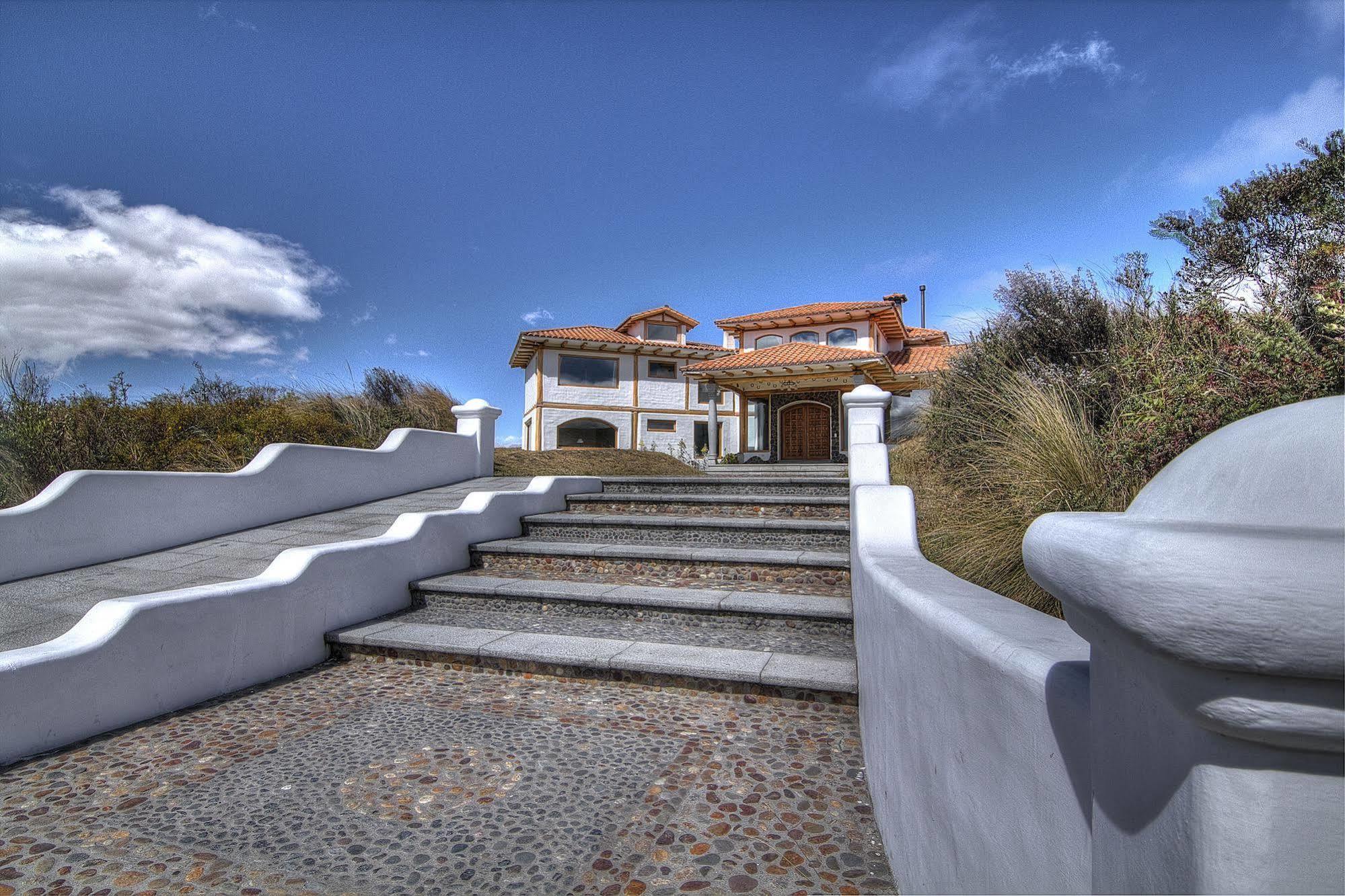 Hacienda Los Mortinos Machachi Extérieur photo