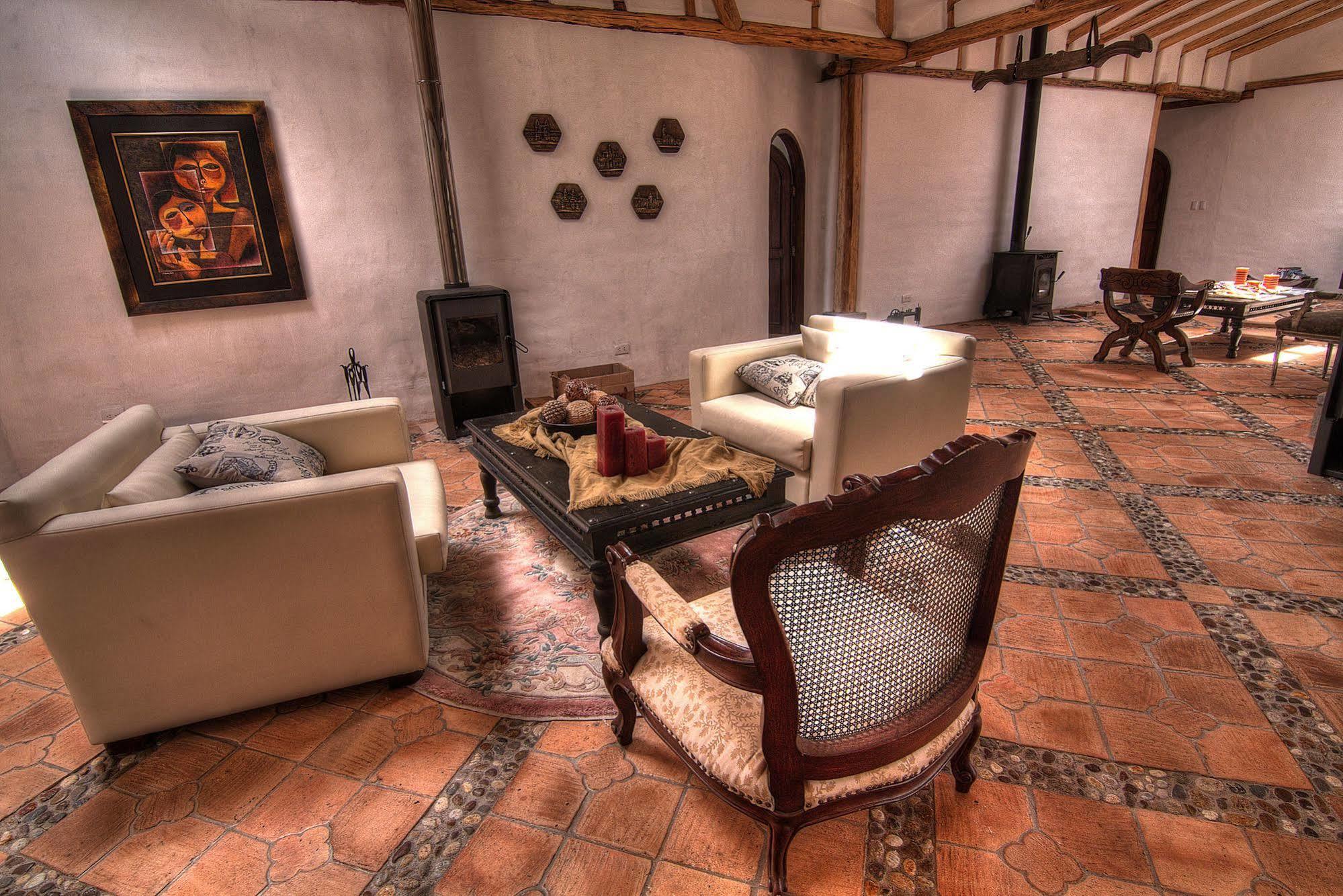 Hacienda Los Mortinos Machachi Extérieur photo